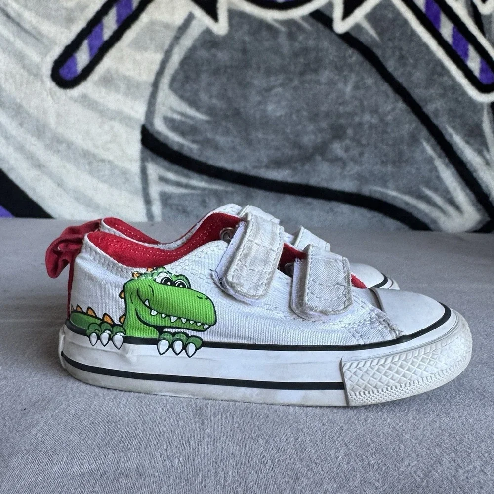 Size 6c - Toddler Converse Chuck Taylor All Star 2V OX 'White Green' 763573C